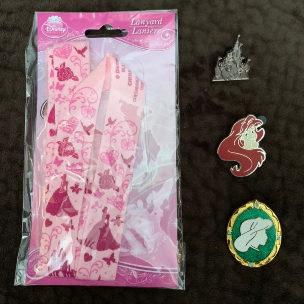 Pink Cinderella Lanyard & 3 Disney Pins